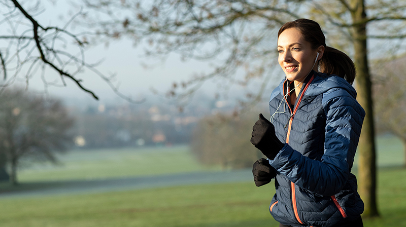 Running Jog Fit Outdoors Adobestock 246779059